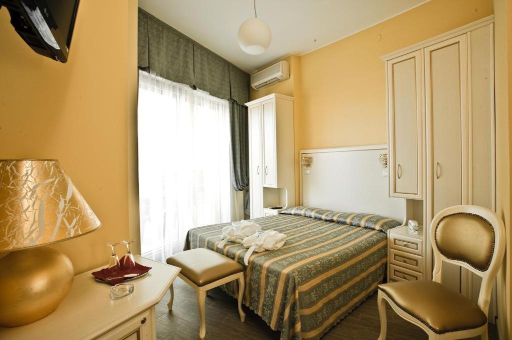Hotel Nordic ベラーリア・イジェア・マリーナ エクステリア 写真