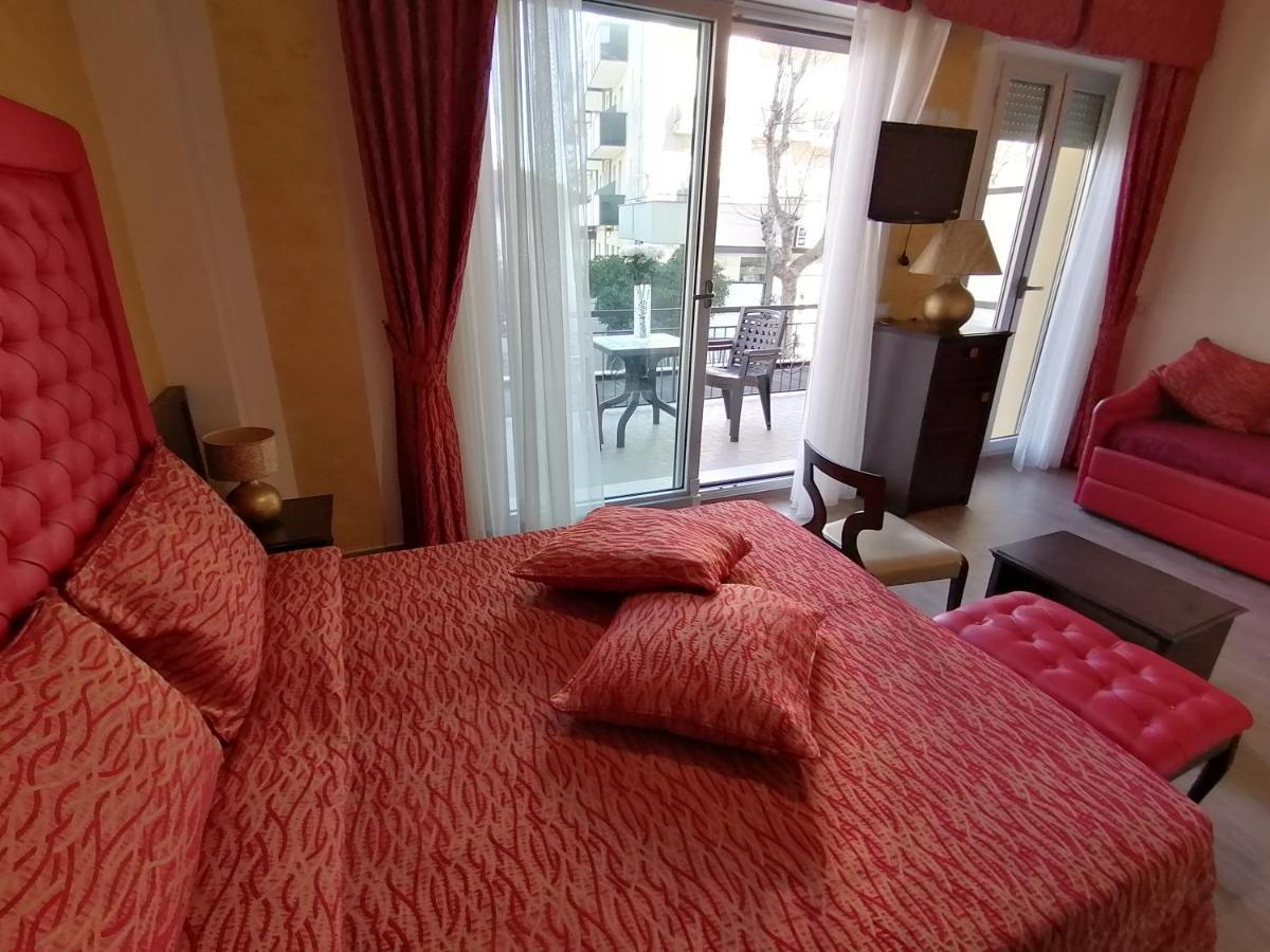Hotel Nordic ベラーリア・イジェア・マリーナ エクステリア 写真
